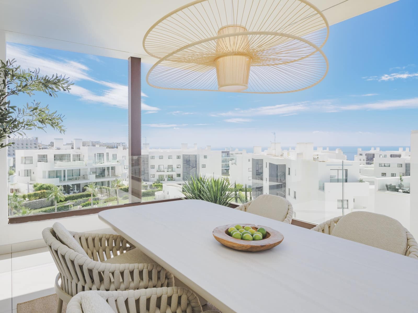 2 soveværelse Penthouse til salg i Fuengirola med swimmingpool garage - € 599.000 (Ref: 9829824)