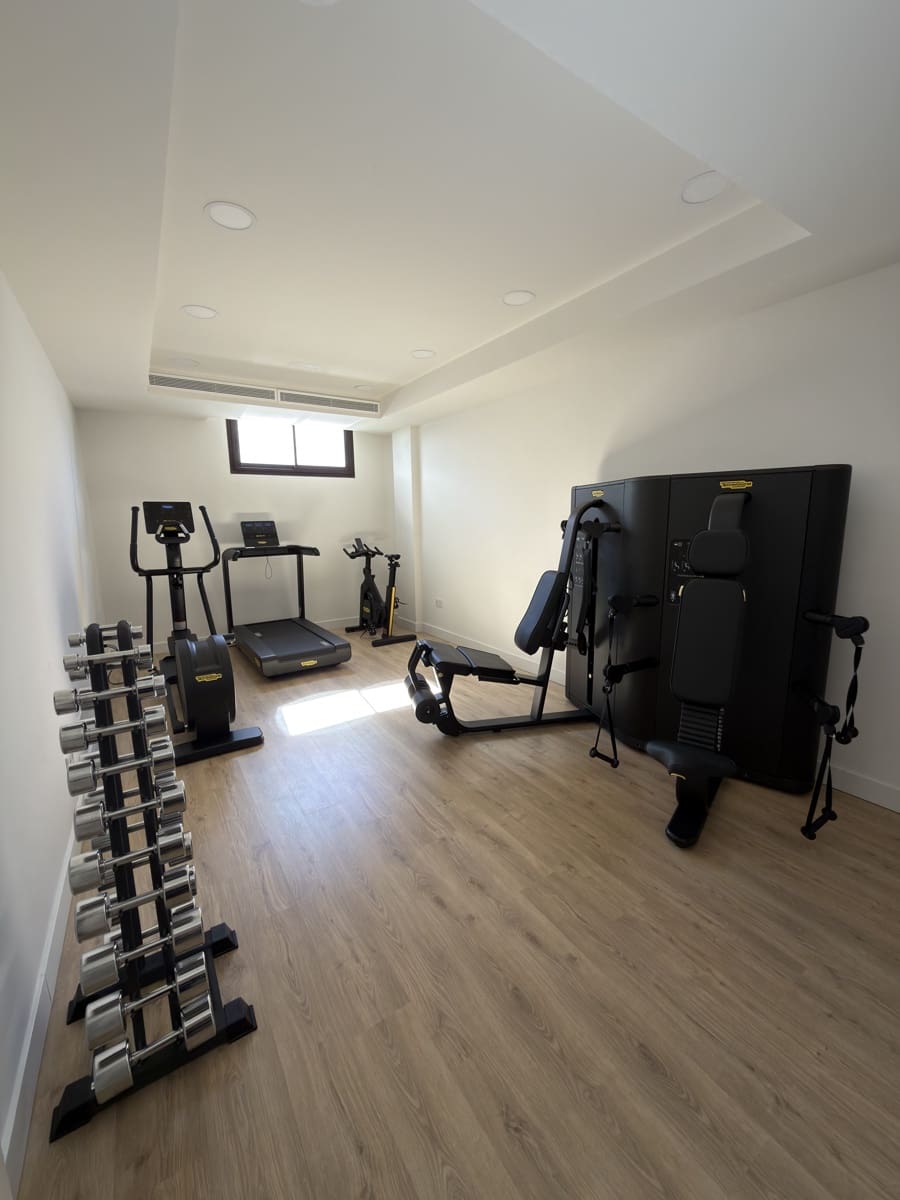 2 soveværelse Penthouse til salg i Fuengirola med swimmingpool garage - € 599.000 (Ref: 9829824)
