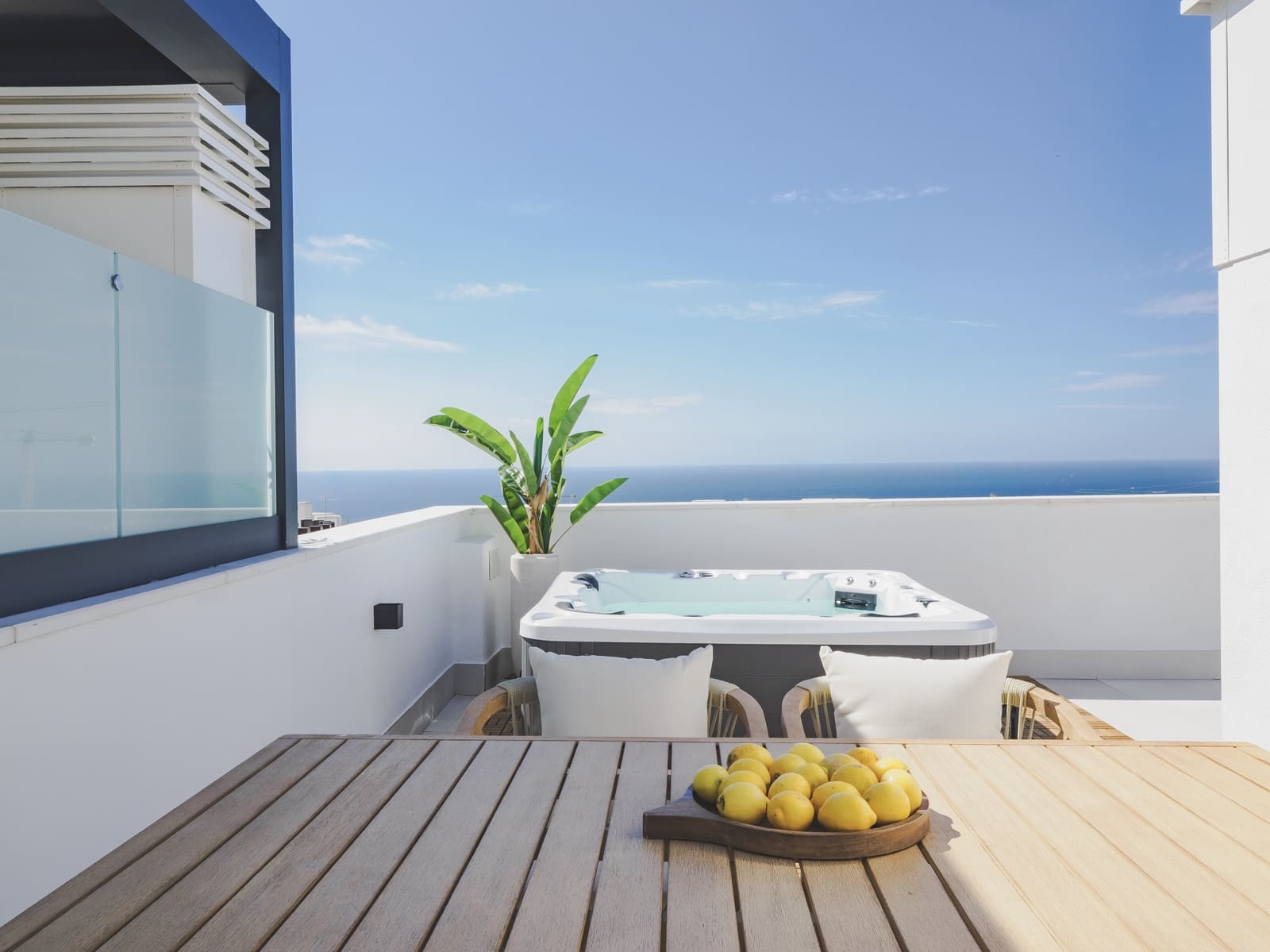2 soveværelse Penthouse til salg i Fuengirola med swimmingpool garage - € 599.000 (Ref: 9829824)