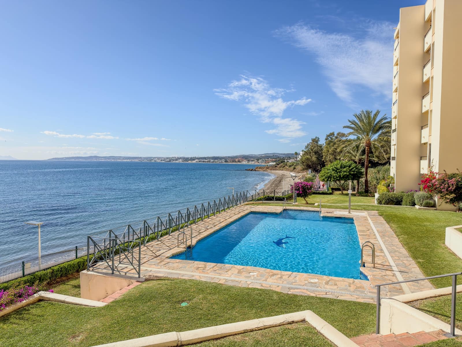 3 slaapkamer Appartement te koop in Estepona met zwembad garage - € 429.500 (Ref: 9829830)