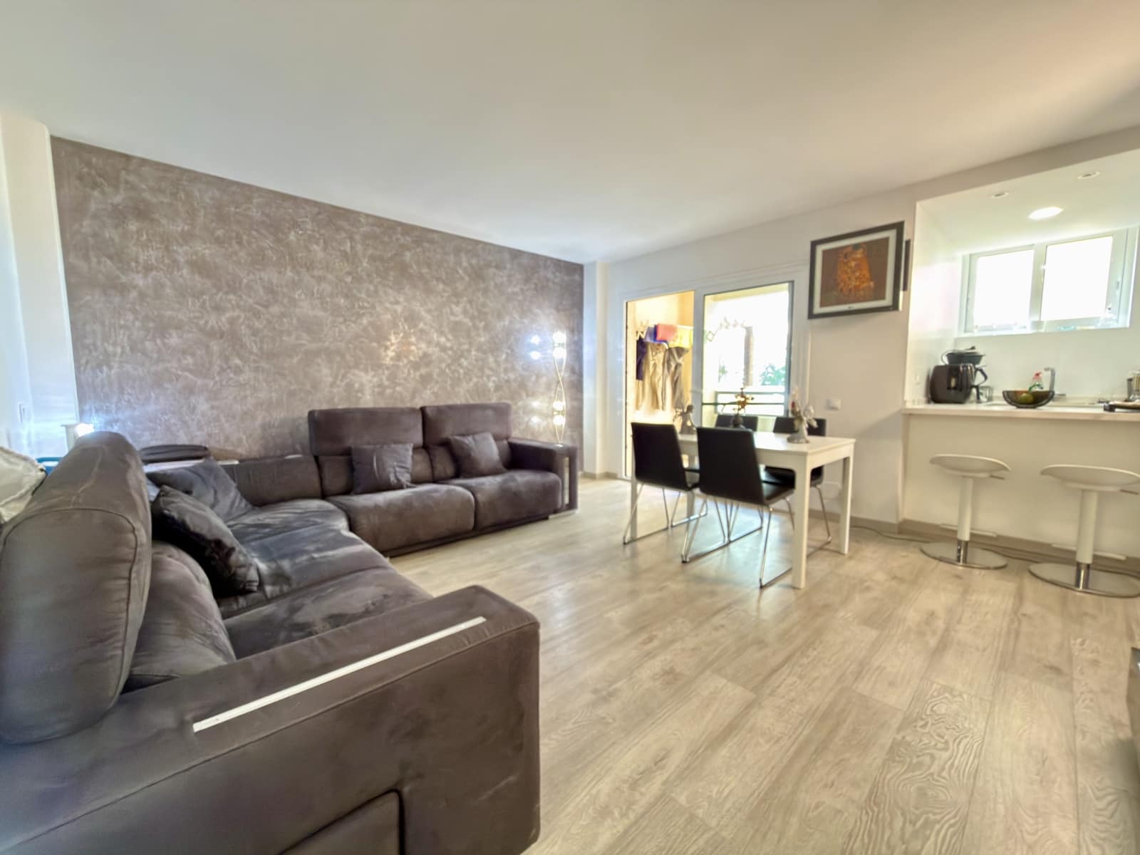 3 slaapkamer Appartement te koop in Estepona met zwembad garage - € 429.500 (Ref: 9829830)