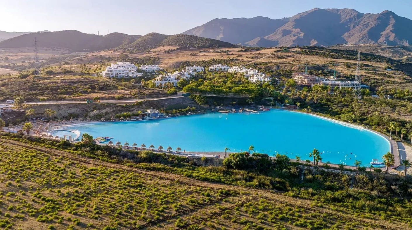 2 chambre Appartement à vendre à Casares avec piscine garage - 600 000 € (Ref: 9912357)