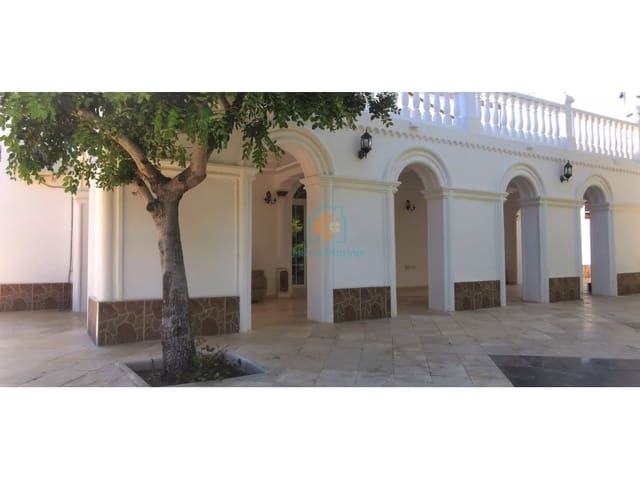 4 sovrum Villa till salu i La Marina, Elche / Elx - 985 000 € (Ref: 10081053)
