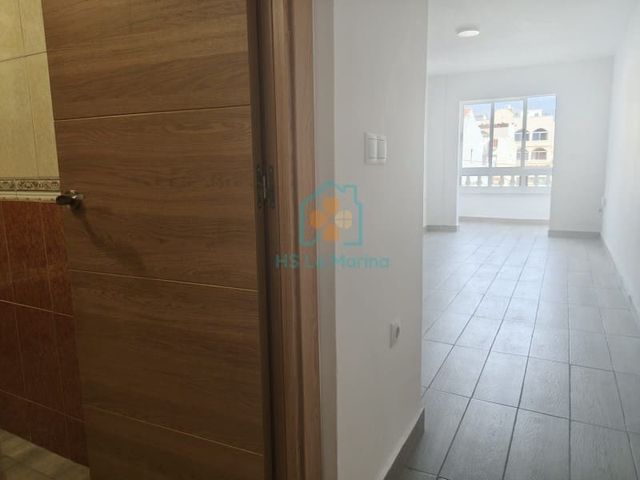 2 bedroom Apartment for sale in Avenida Habaneras - Curva de Palangre, Torrevieja - € 145,000 (Ref: 10124336)