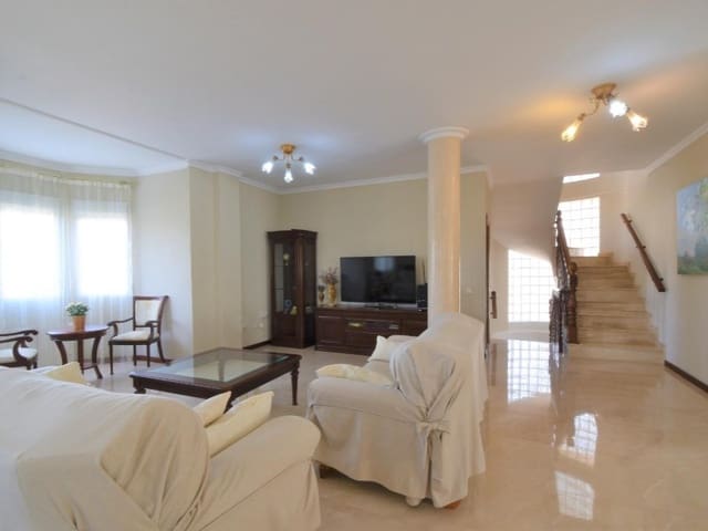 5 slaapkamer Villa te koop in Ciudad Quesada, Rojales met zwembad garage - € 630.000 (Ref: 9922682)