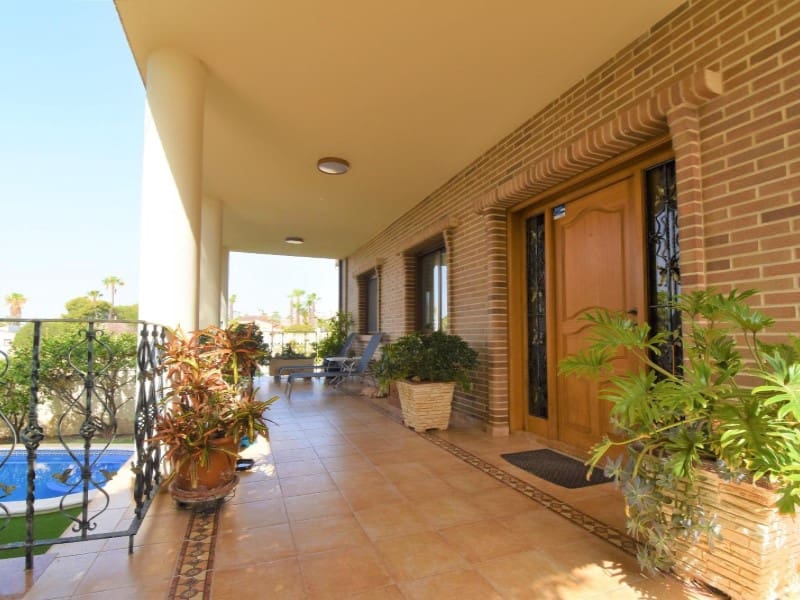 5 slaapkamer Villa te koop in Rojales met zwembad garage - € 630.000 (Ref: 9922682)