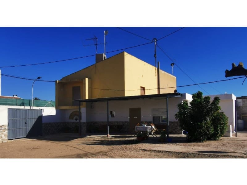 8 bedroom Finca/Country House for sale in Crevillente / Crevillent - € 320,000 (Ref: 9922684)
