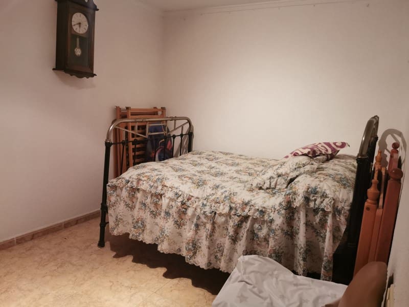 8 bedroom Finca/Country House for sale in Crevillente / Crevillent - € 320,000 (Ref: 9922684)