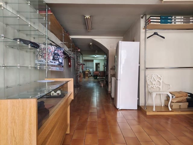 Kommersiell til salgs i Alcoy / Alcoi - € 680 000 (Ref: 9929307)