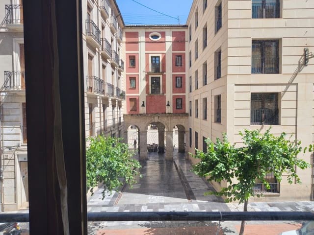 Kommersiell til salgs i Alcoy / Alcoi - € 680 000 (Ref: 9929307)