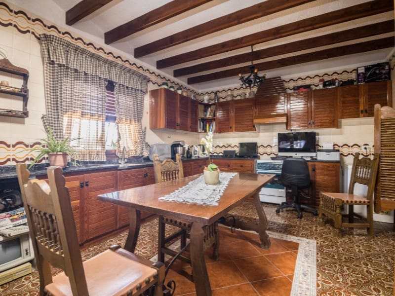 5 soveværelse Villa til salg i Elche / Elx med garage - € 448.000 (Ref: 9931537)