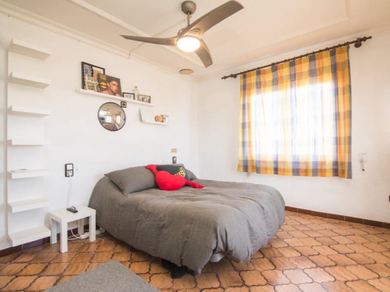 5 soveværelse Villa til salg i Elche / Elx med garage - € 448.000 (Ref: 9931537)