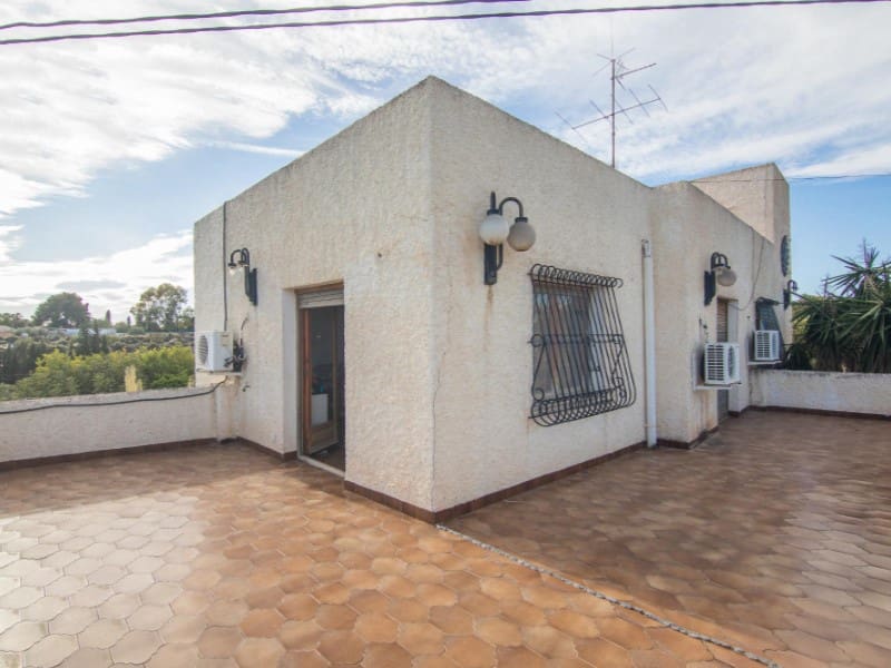 5 soveværelse Villa til salg i Elche / Elx med garage - € 448.000 (Ref: 9931537)