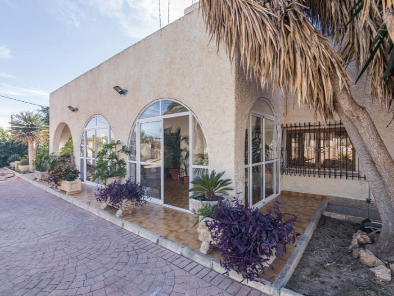 5 soveværelse Villa til salg i Elche / Elx med garage - € 448.000 (Ref: 9931537)