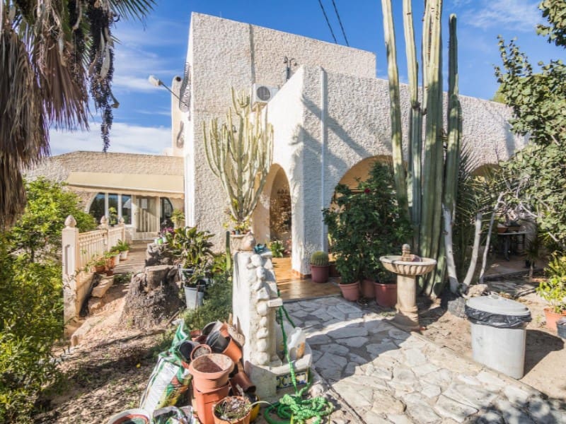 5 soveværelse Villa til salg i Elche / Elx med garage - € 448.000 (Ref: 9931537)