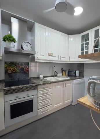 Apartamento de 3 habitaciones en Carolinas Bajas, Alicante / Alacant ciudad en venta con garaje - 220.000 € (Ref: 10007968)