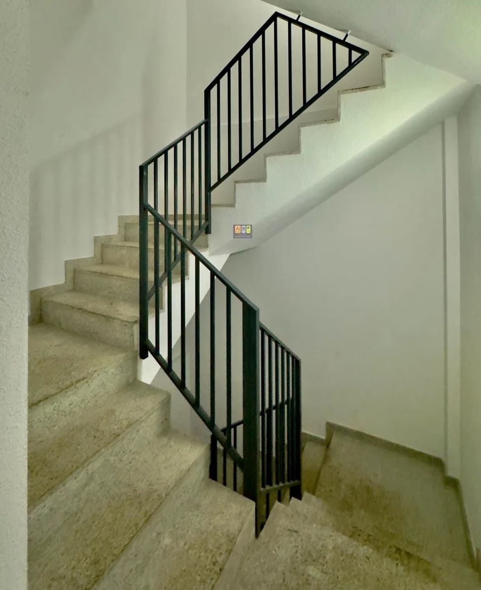 Apartamento de 3 habitaciones en Alicante / Alacant ciudad en venta con garaje - 220.000 € (Ref: 10007968)