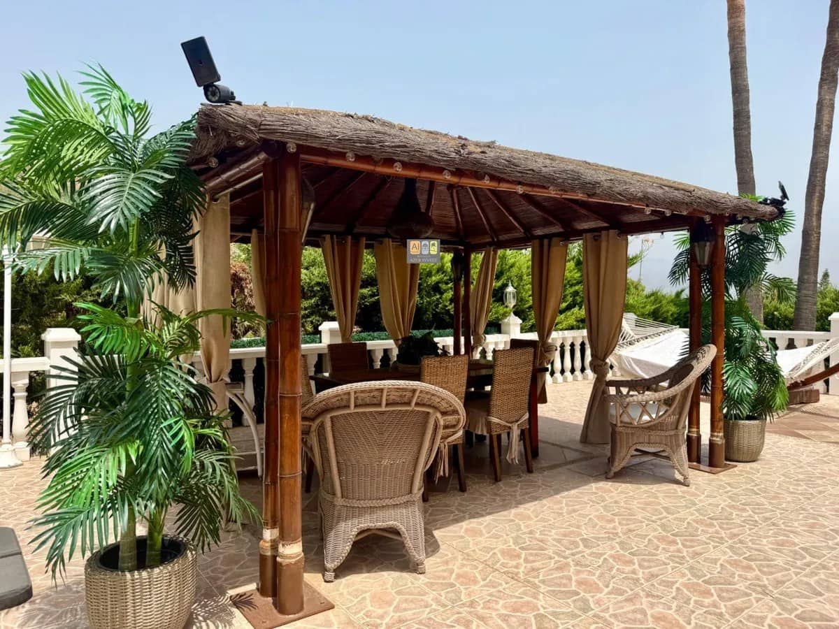 3 camera da letto Villa in vendita in La Nucia con piscina garage - 530.000 € (Rif: 10007971)