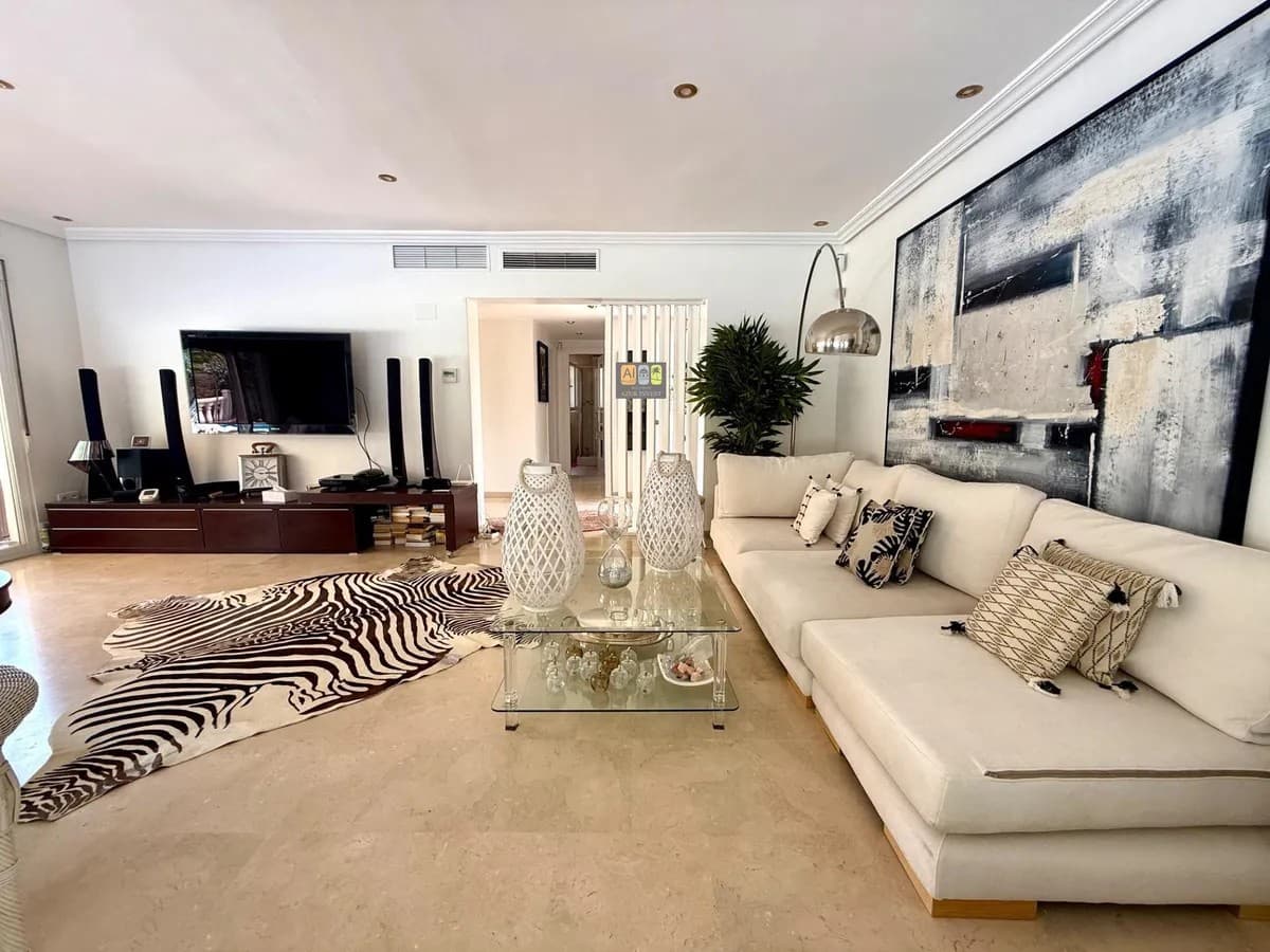 3 camera da letto Villa in vendita in La Nucia con piscina garage - 530.000 € (Rif: 10007971)