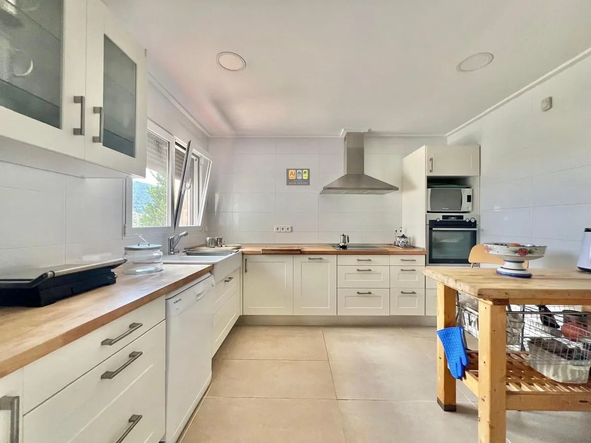 5 soverom Finca/Herregård til salgs i Tibi med svømmebasseng - € 395 000 (Ref: 10007972)