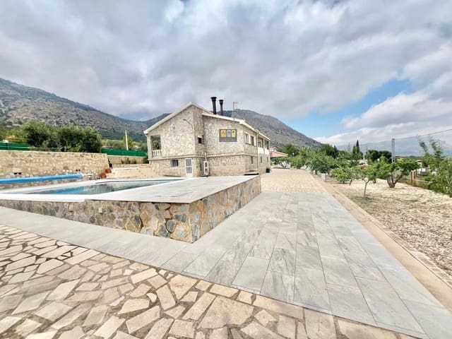 5 bedroom Finca/Country House for sale in Tibi with pool - € 395,000 (Ref: 10007972)