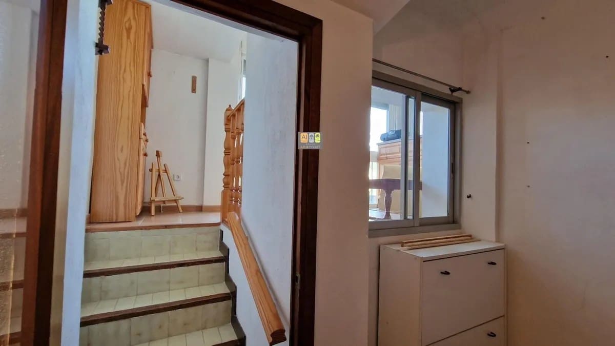 5 makuuhuone Huvila myytävänä paikassa Benimantell - 249 000 € (Ref: 10007975)