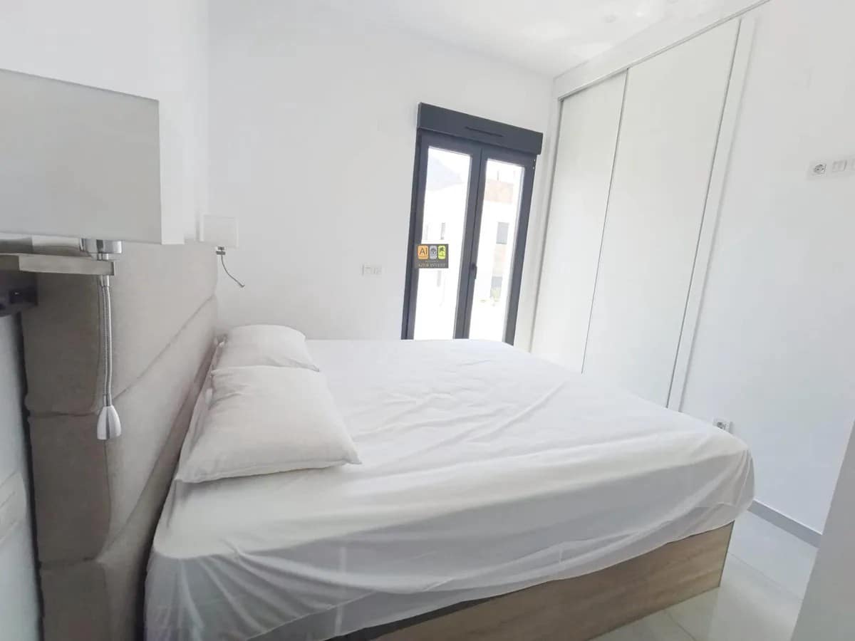 Maison de Ville de 3 chambres à louer à Polop avec piscine garage - 1 800 € (Ref: 10007976)