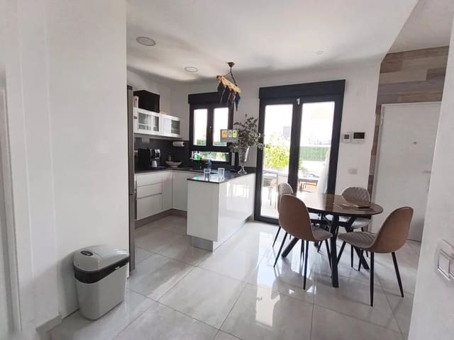 3 sypialnia Dom do wynajęcia w Polop z basenem garażem - 1 800 € (Ref: 10007976)