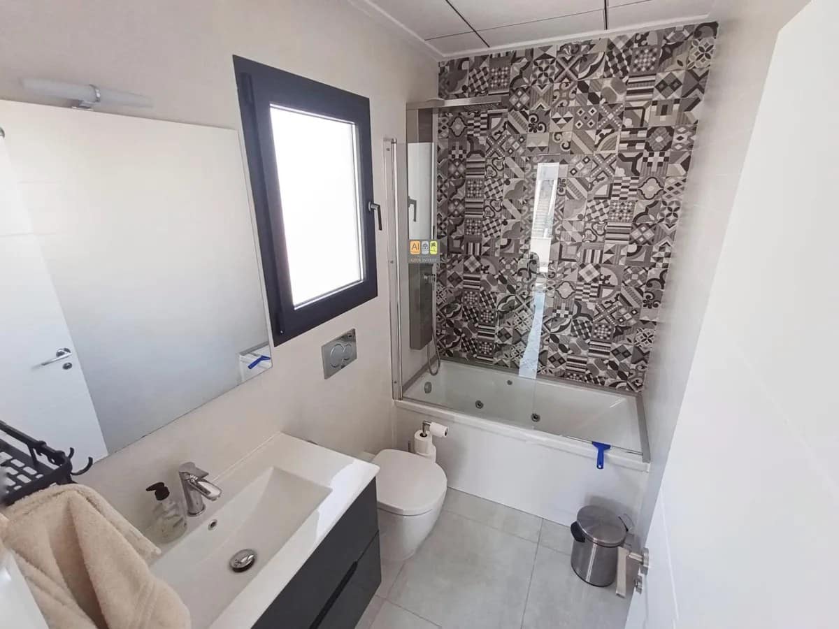 Maison de Ville de 3 chambres à louer à Polop avec piscine garage - 1 800 € (Ref: 10007976)