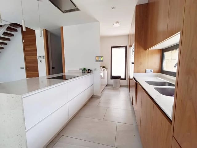4 bedroom Bungalow for sale in Golf Bahía, Finestrat with pool garage - € 1,340,000 (Ref: 10007979)