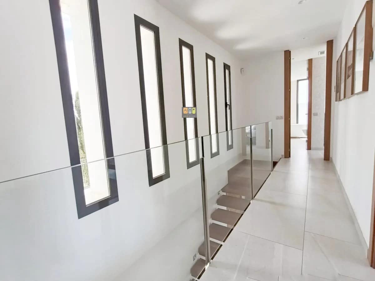 4 bedroom Bungalow for sale in Finestrat with pool garage - € 1,340,000 (Ref: 10007979)