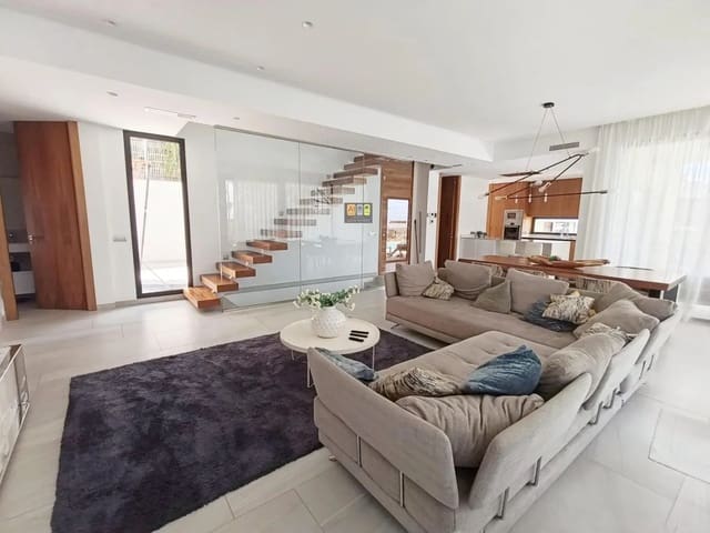 4 bedroom Bungalow for sale in Golf Bahía, Finestrat with pool garage - € 1,340,000 (Ref: 10007979)