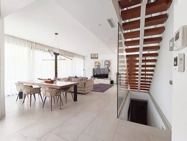 4 bedroom Bungalow for sale in Golf Bahía, Finestrat with pool garage - € 1,340,000 (Ref: 10007979)