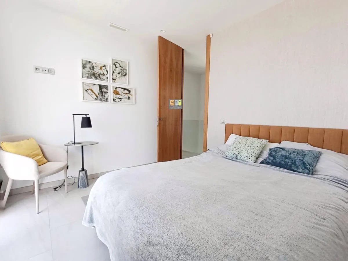 4 bedroom Bungalow for sale in Finestrat with pool garage - € 1,340,000 (Ref: 10007979)