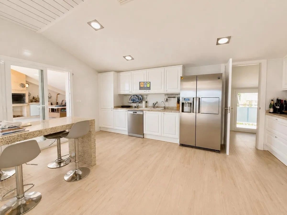 4 slaapkamer Penthouse te koop in Altea met zwembad garage - € 2.500.000 (Ref: 10007980)