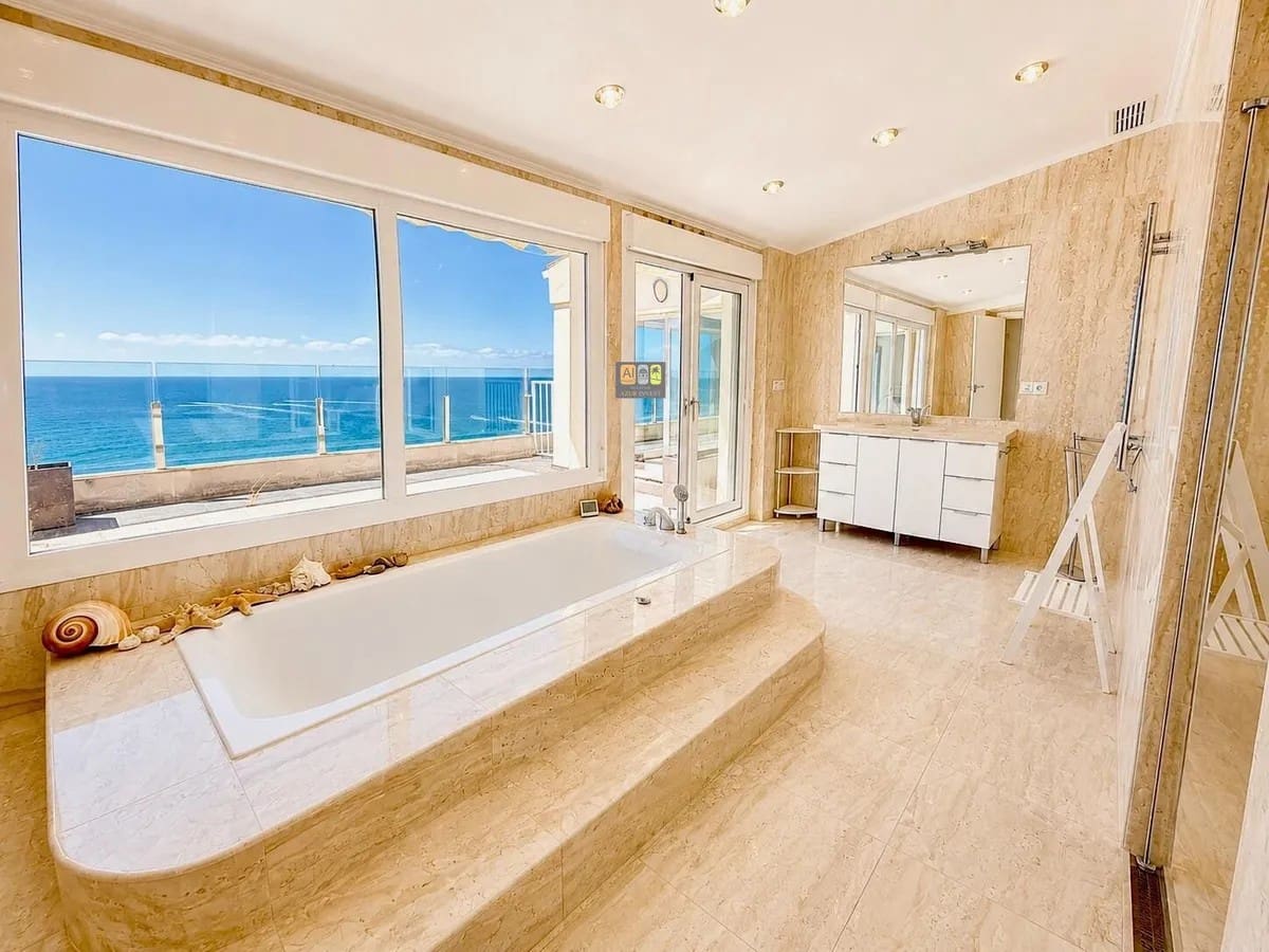 4 slaapkamer Penthouse te koop in Altea met zwembad garage - € 2.500.000 (Ref: 10007980)