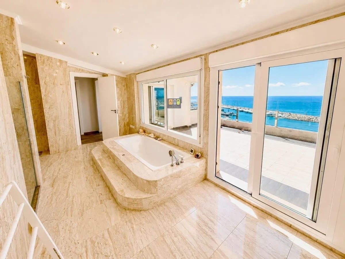 4 slaapkamer Penthouse te koop in Altea met zwembad garage - € 2.500.000 (Ref: 10007980)
