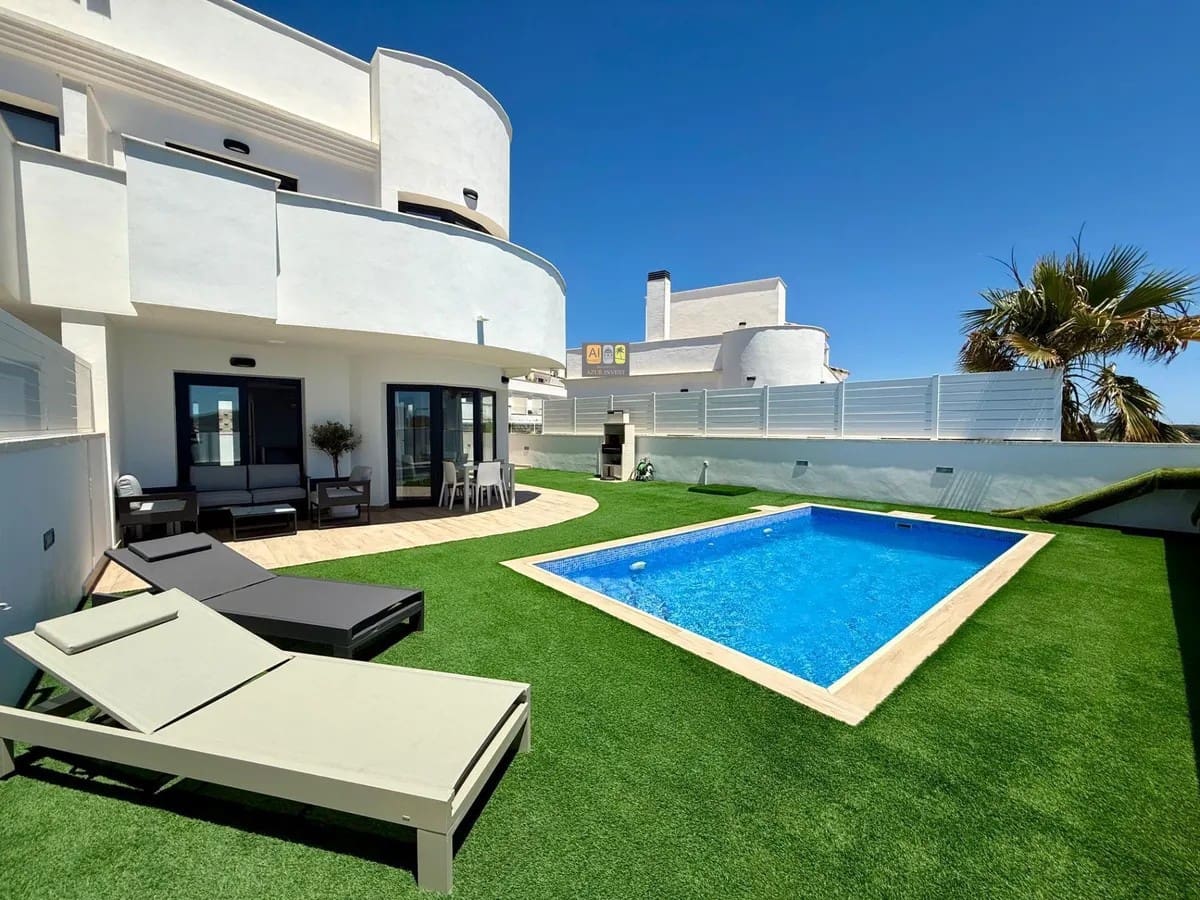 2 bedroom Townhouse for sale in Finestrat with pool - € 420,000 (Ref: 10007981)