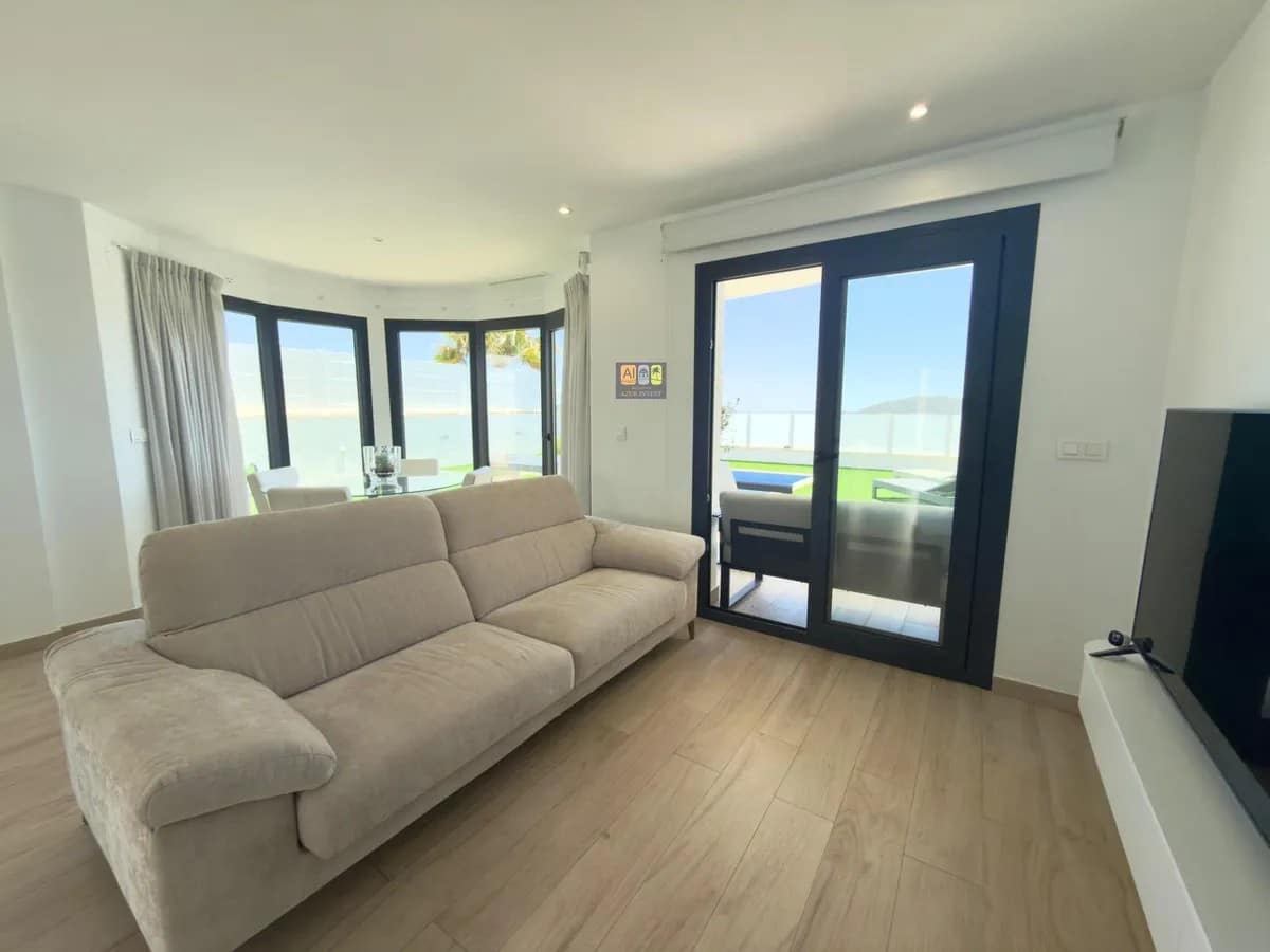 2 bedroom Townhouse for sale in Finestrat with pool - € 420,000 (Ref: 10007981)