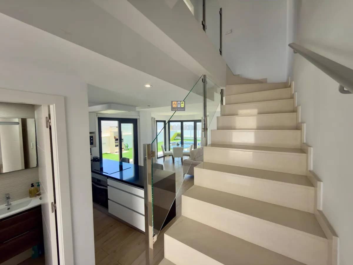 2 bedroom Townhouse for sale in Finestrat with pool - € 420,000 (Ref: 10007981)