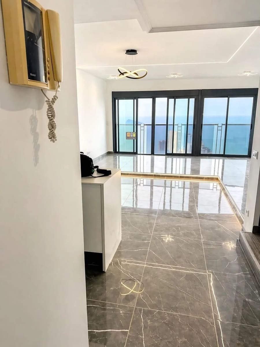 3 Zimmer Penthouse zu verkaufen in Benidorm mit Pool - 890.000 € (Ref: 10007986)