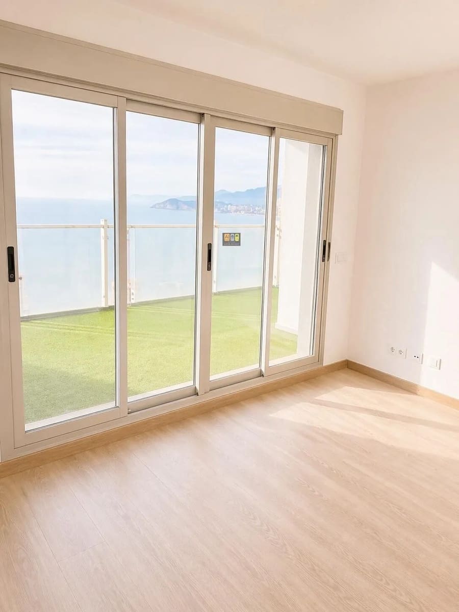 3 Zimmer Penthouse zu verkaufen in Benidorm mit Pool - 890.000 € (Ref: 10007986)