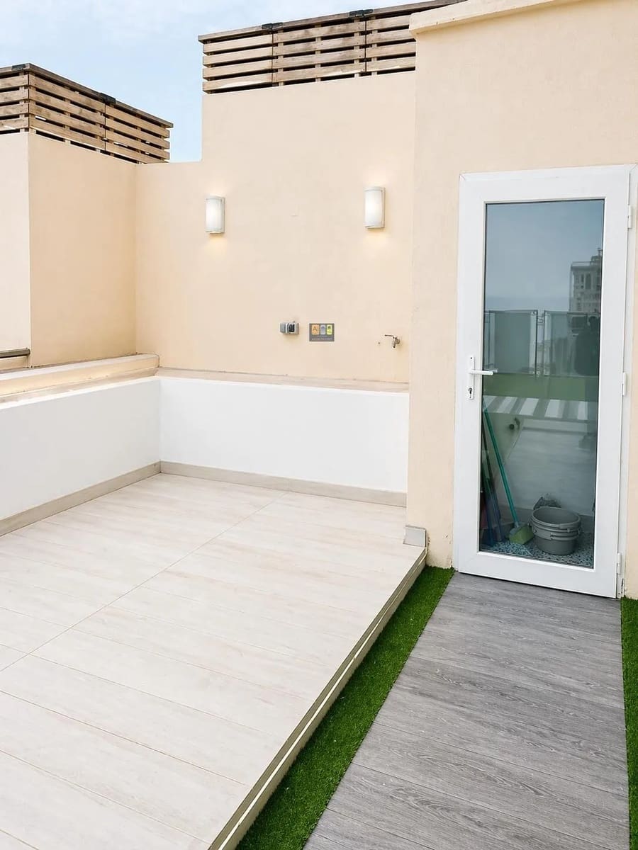 3 Zimmer Penthouse zu verkaufen in Benidorm mit Pool - 890.000 € (Ref: 10007986)