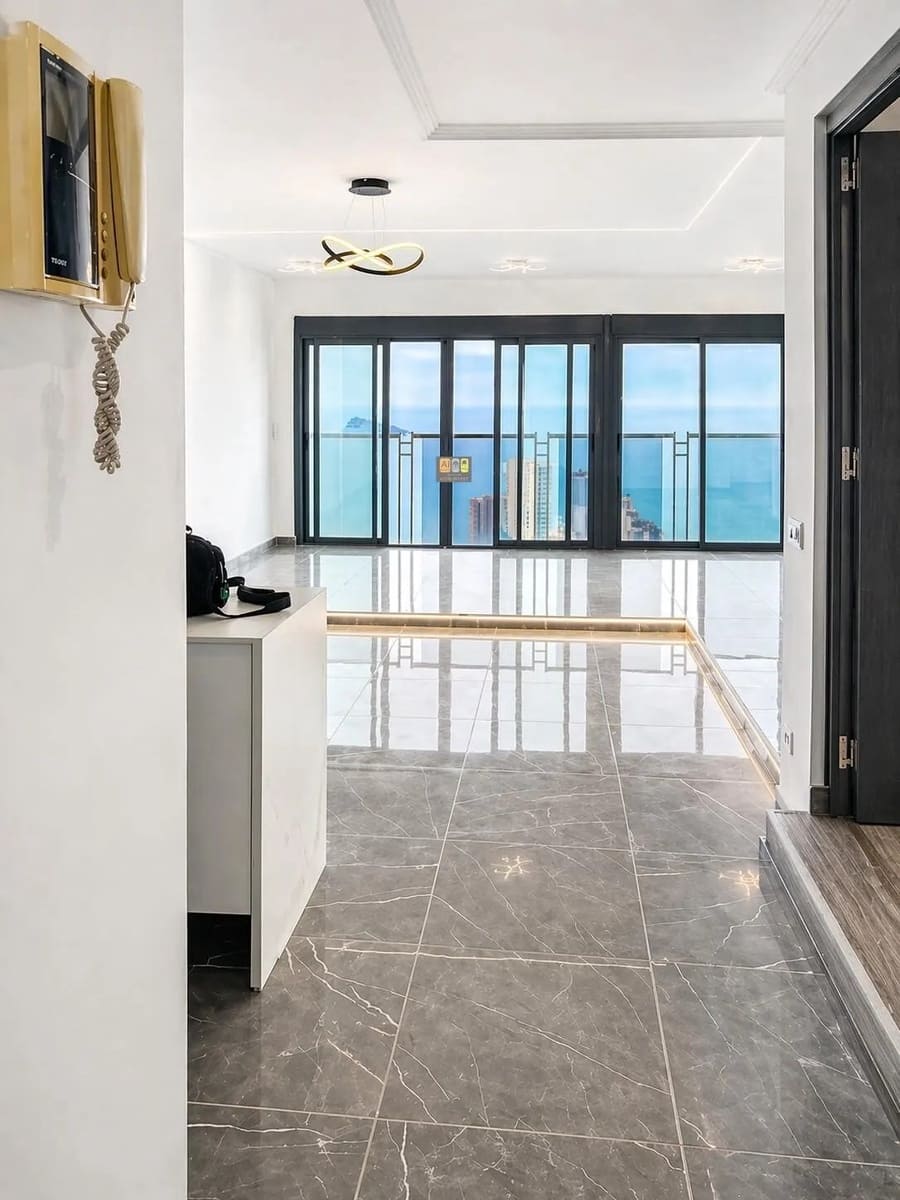 3 Zimmer Penthouse zu verkaufen in Benidorm mit Pool - 890.000 € (Ref: 10007986)