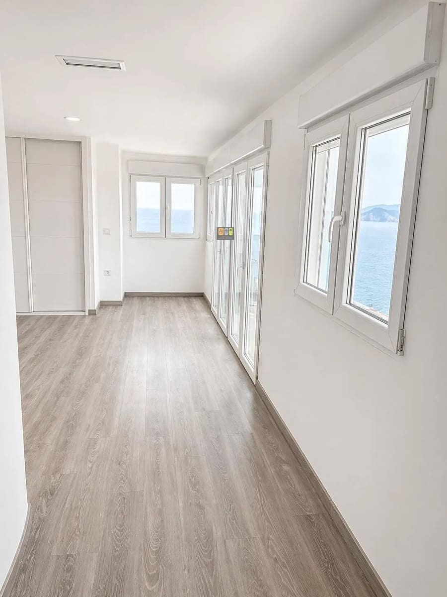 3 Zimmer Penthouse zu verkaufen in Benidorm mit Pool - 890.000 € (Ref: 10007986)