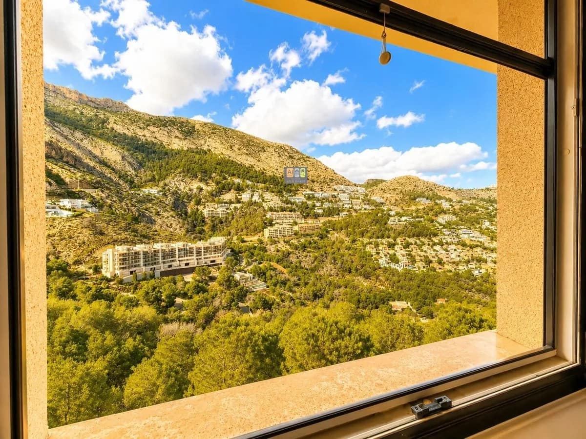 2 slaapkamer Appartement te koop in Altea met zwembad - € 650.000 (Ref: 10007987)
