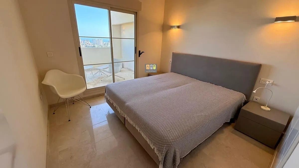 3 Zimmer Penthouse zu verkaufen in Finestrat mit Pool Garage - 450.000 € (Ref: 10007991)