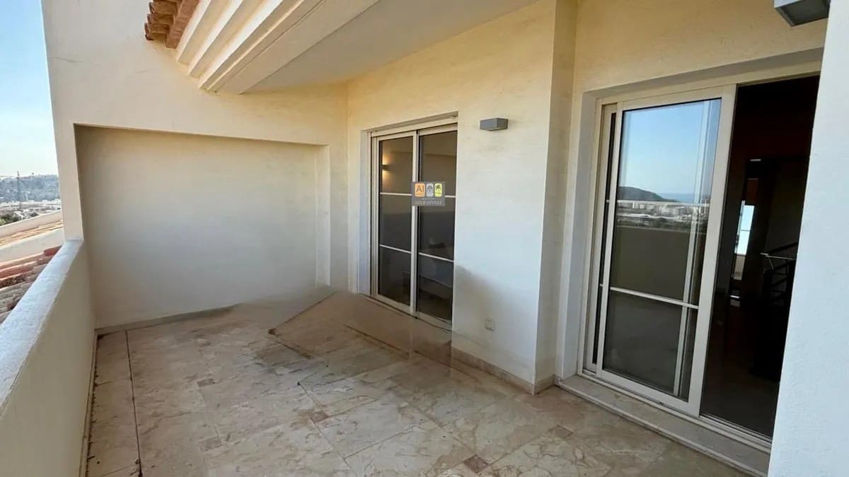3 Zimmer Penthouse zu verkaufen in Finestrat mit Pool Garage - 450.000 € (Ref: 10007991)