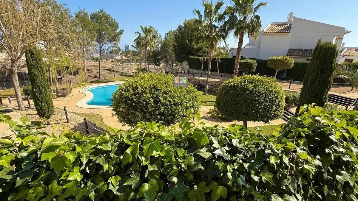 3 Zimmer Penthouse zu verkaufen in Finestrat mit Pool Garage - 450.000 € (Ref: 10007991)
