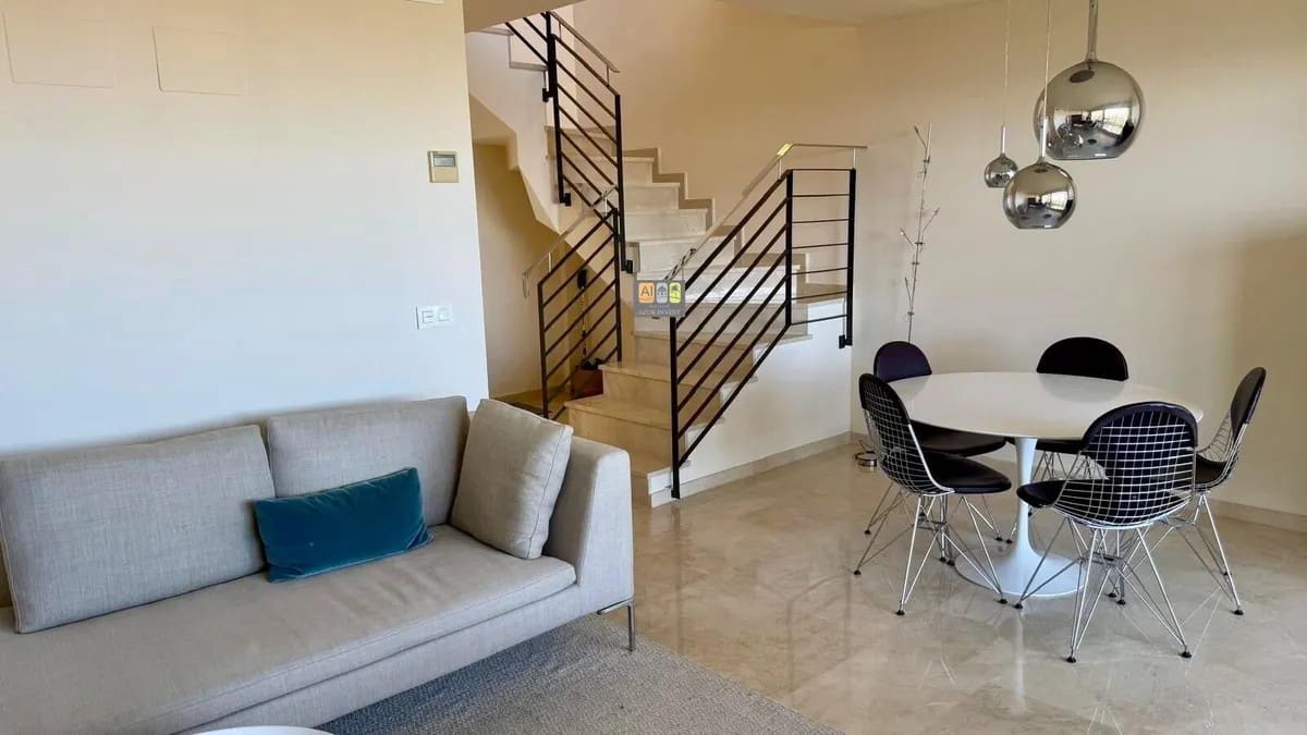 3 Zimmer Penthouse zu verkaufen in Finestrat mit Pool Garage - 450.000 € (Ref: 10007991)